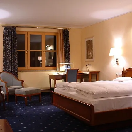 Altstadthotel Braeuwirt