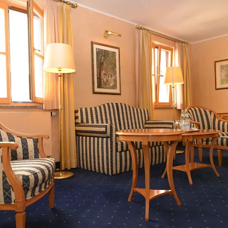 Altstadthotel Braeuwirt Hotel