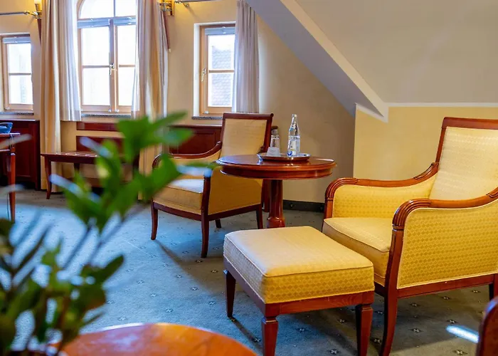 Altstadthotel Braeuwirt Hotel 4*