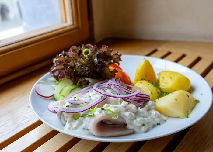 Altstadthotel Braeuwirt Hotel 4*